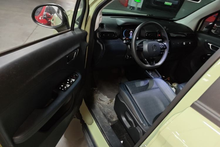 Used Leapmotor T03 2022 YAOJIN Edition Driver Seat