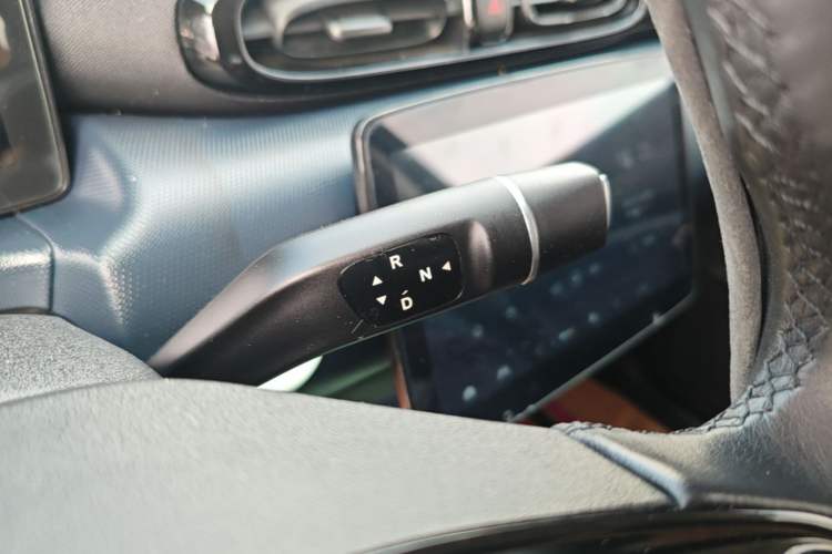 Used Leapmotor T03 2022 Star Diamond Edition Gear Lever
