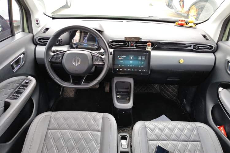 Used Leapmotor T03 2022 Star Diamond Edition Interior 2