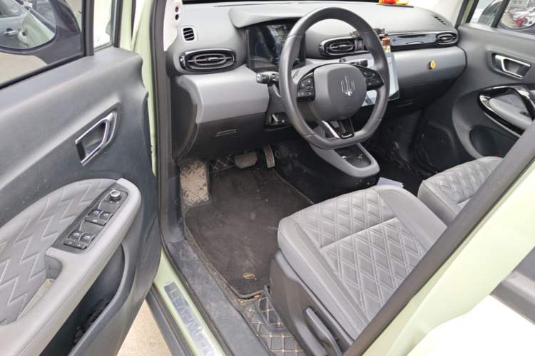 Used Leapmotor T03 2022 Star Diamond Edition Interior 3