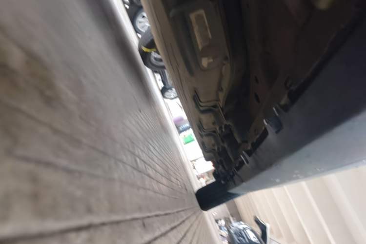 Used Leapmotor T03 2022 Star Diamond Edition Left Side Sill