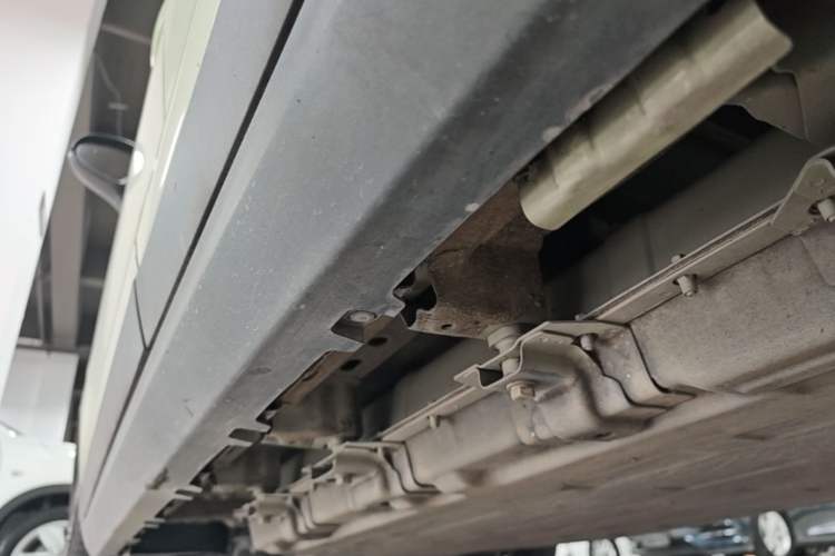 Used Leapmotor T03 2022 YAOJIN Edition Left Side Sill