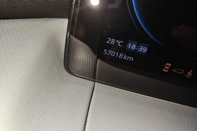 Used Leapmotor T03 2022 YAOJIN Edition Odometer Close Up