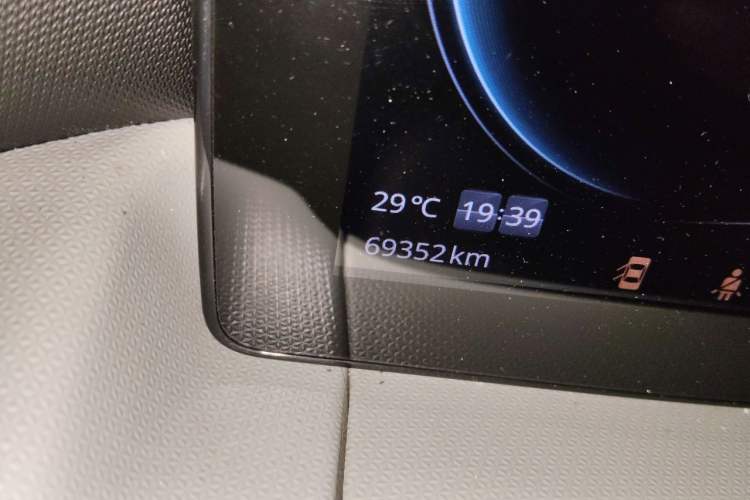 Used Leapmotor T03 2022 YAOJIN Edition Odometer Close Up