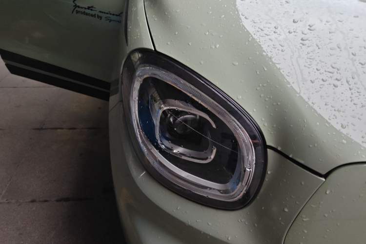 Used Leapmotor T03 2022 YAOJIN Edition Right Front Headlight