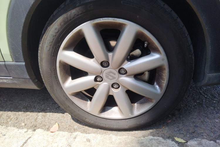Used Leapmotor T03 2022 Crystal Edition Right Front Wheel Hub