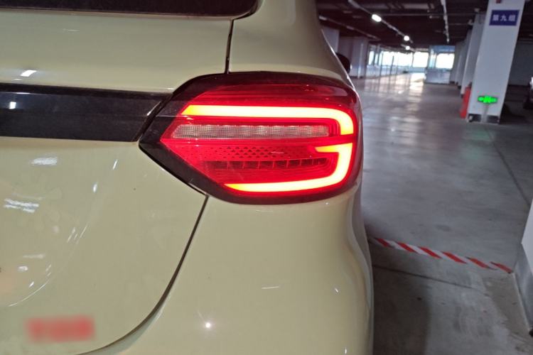 Used Leapmotor T03 2022 YAOJIN Edition Right Rear Taillight