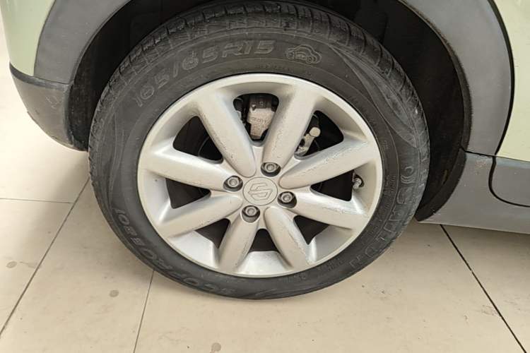 Used Leapmotor T03 2022 YAOJIN Edition Right Rear Wheel Hub