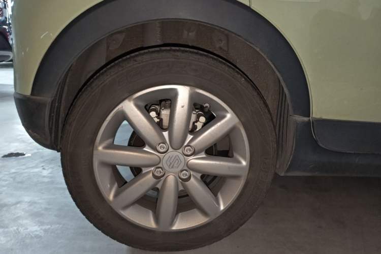 Used Leapmotor T03 2022 YAOJIN Edition Right Rear Wheel Hub