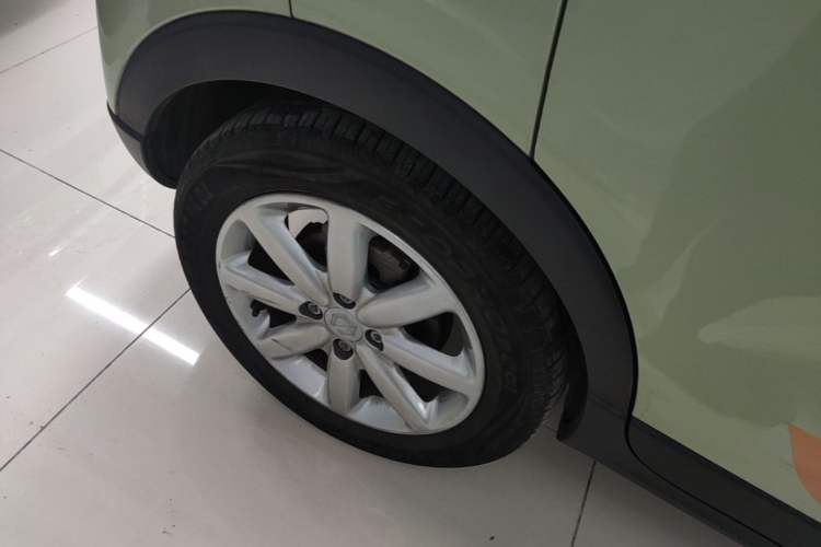 Used Leapmotor T03 2022 YAOJIN Edition Right Rear Wheel Hub