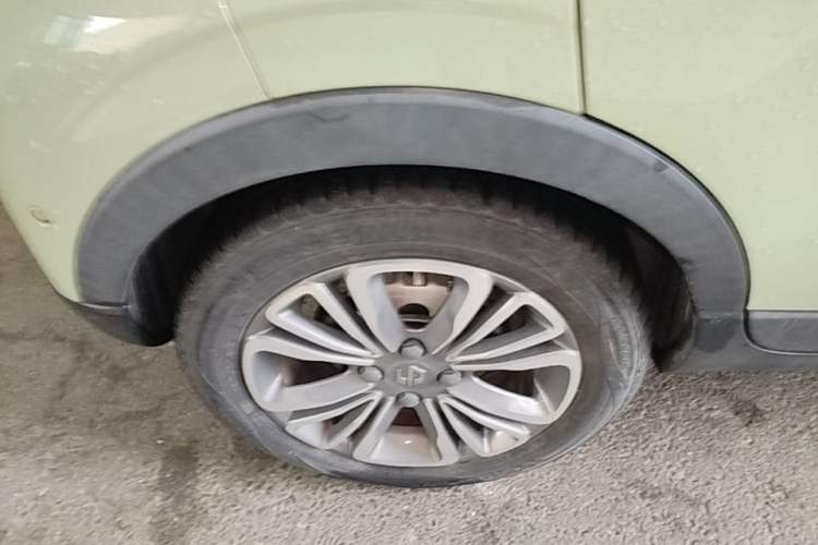Used Leapmotor T03 2022 Star Diamond Edition Right Rear Wheel Hub