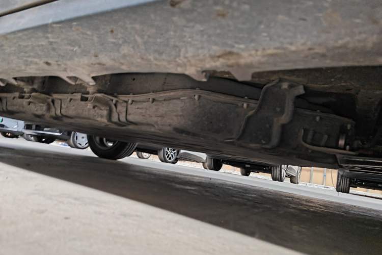 Used Leapmotor T03 2022 Star Diamond Edition Right Side Sill