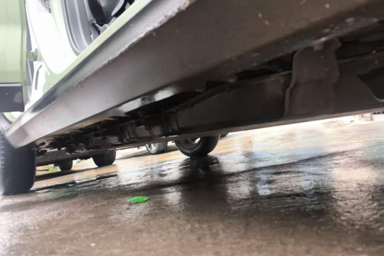 Used Leapmotor T03 2022 Crystal Edition Right Side Sill