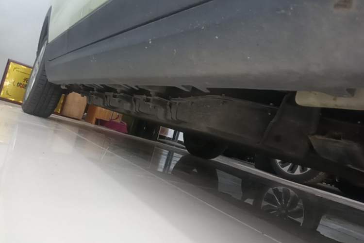 Used Leapmotor T03 2022 YAOJIN Edition Right Side Sill