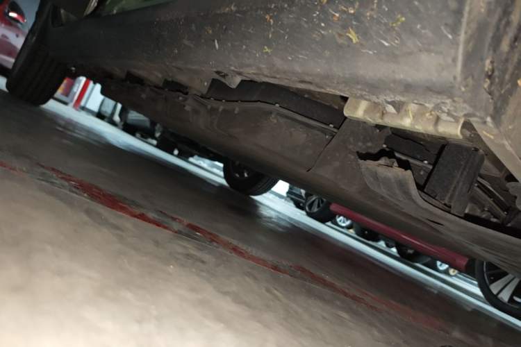 Used Leapmotor T03 2022 YAOJIN Edition Right Side Sill