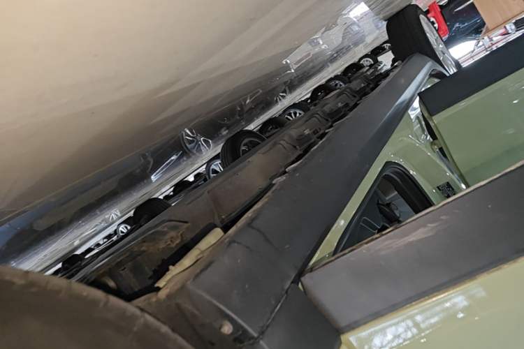 Used Leapmotor T03 2022 Hometown Jade Edition Right Side Sill