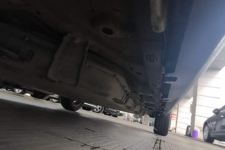 Used Leapmotor T03 2022 Star Diamond Edition Right Side Sill