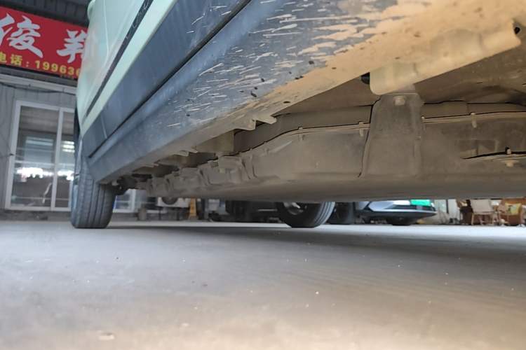 Used Leapmotor T03 2022 Star Diamond Edition Right Side Sill