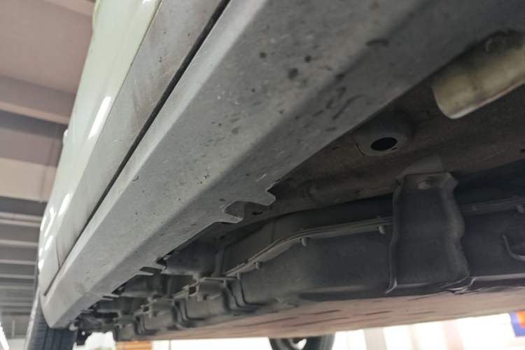 Used Leapmotor T03 2022 YAOJIN Edition Right Side Sill
