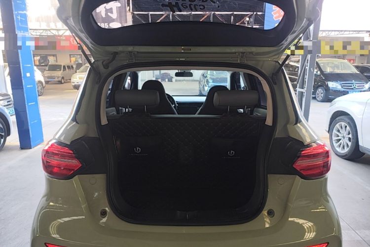 Used Leapmotor T03 2022 Star Diamond Edition Trunk