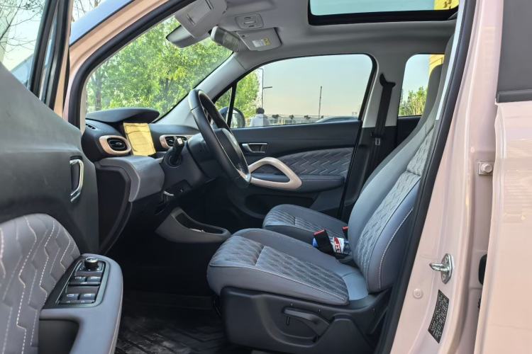 Used Leapmotor T03 2022 Star Diamond Edition Interior 2