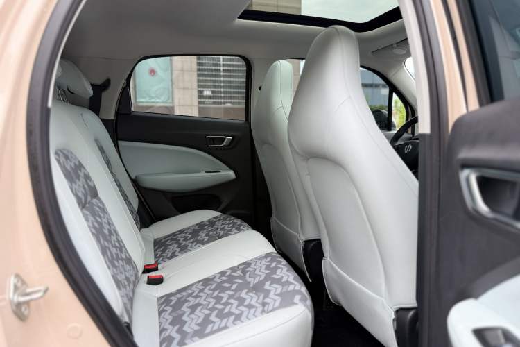 Used Leapmotor T03 2022 Star Diamond Edition Interior 6