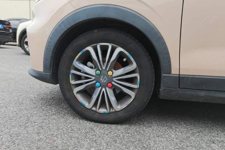 Used Leapmotor T03 2022 Special Edition Left Front Wheel Hub