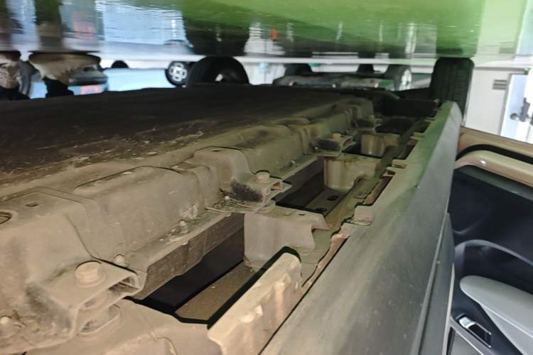 Used Leapmotor T03 2022 Star Diamond Edition Left Side Sill