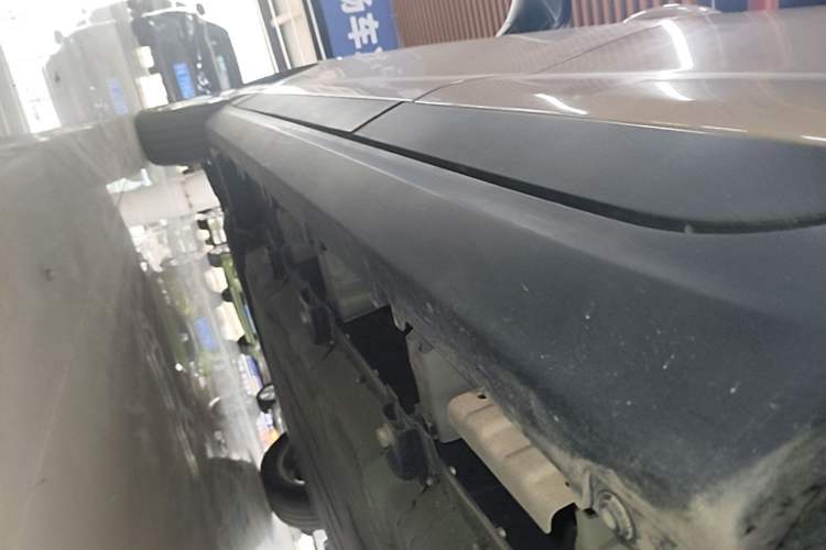 Used Leapmotor T03 2022 Star Diamond Edition Left Side Sill