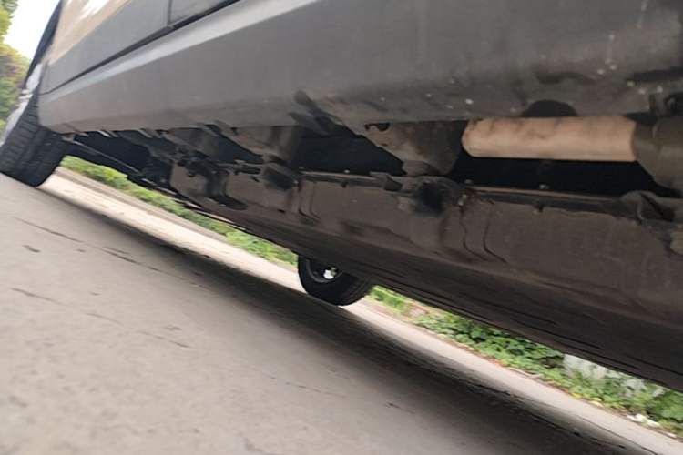 Used Leapmotor T03 2022 Star Diamond Edition Left Side Sill
