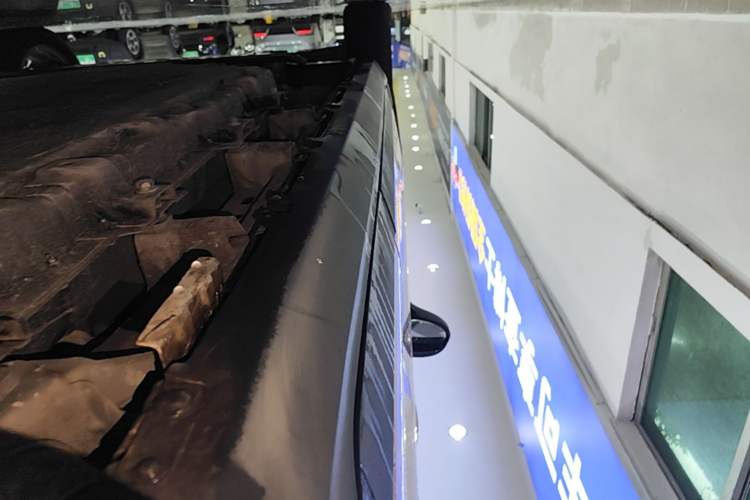 Used Leapmotor T03 2022 Star Diamond Edition Left Side Sill