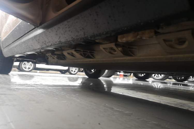 Used Leapmotor T03 2022 Special Edition Left Side Sill