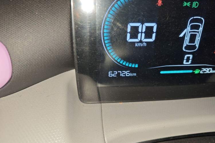 Used Leapmotor T03 2022 Pearl Edition Odometer Close Up