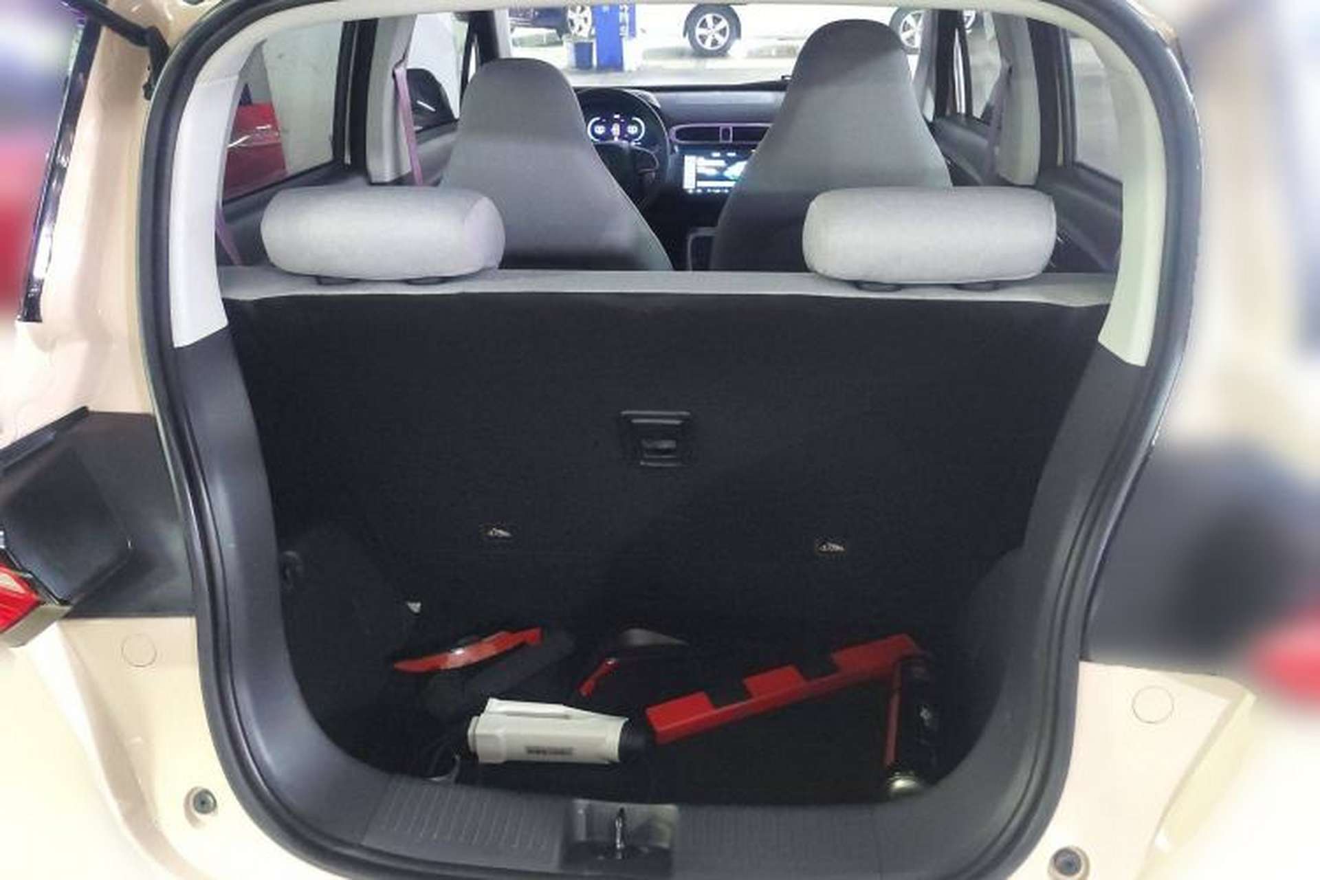 Used Leapmotor T03 2022 Pearl Edition Trunk