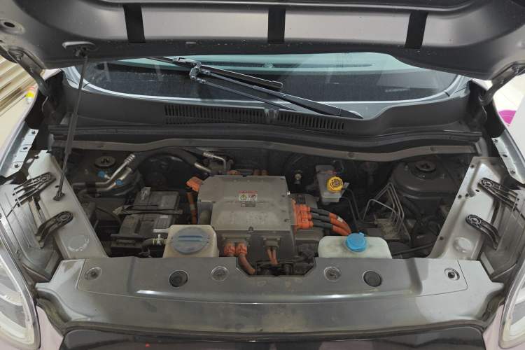 Used Leapmotor T03 2022 Crystal Edition Engine Bay