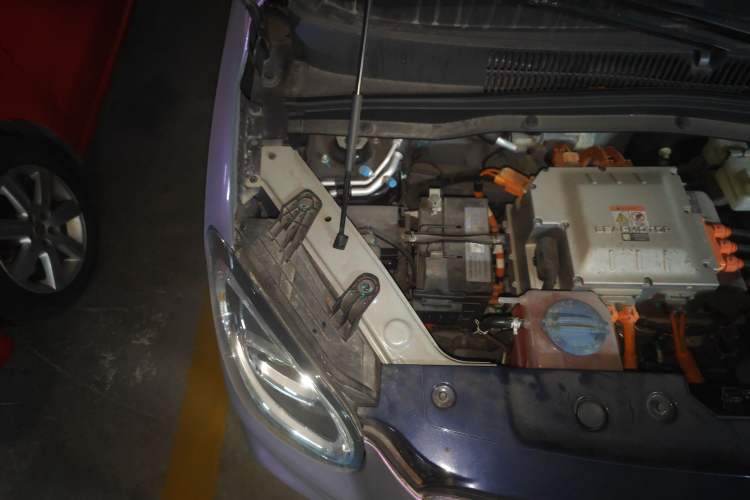Used Leapmotor T03 2022 Crystal Edition Engine Bay Right