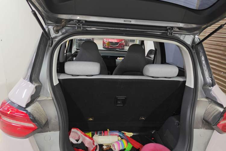 Used Leapmotor T03 2022 Crystal Edition Trunk