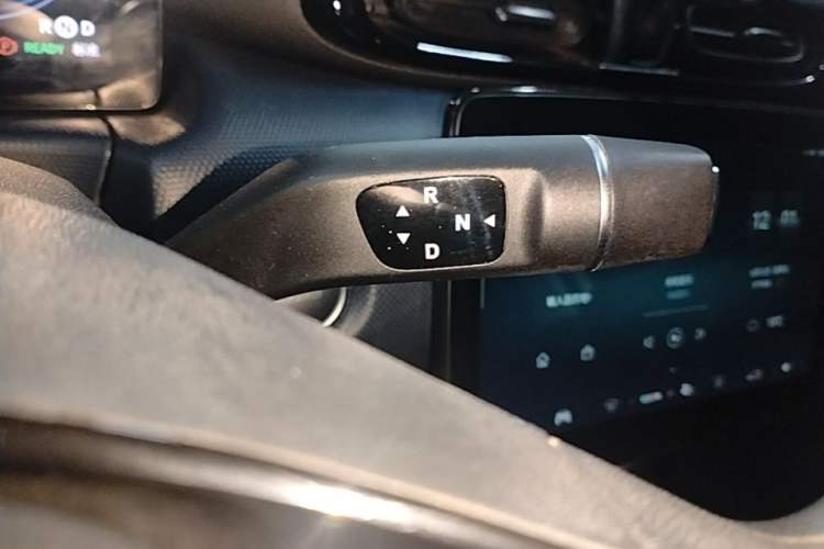 Used Leapmotor T03 2022 YAOJIN Edition Gear Lever