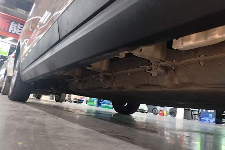 Used Leapmotor T03 2022 YAOJIN Edition Left Side Sill