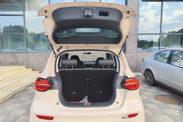 Used Leapmotor T03 2022 Special Edition Trunk