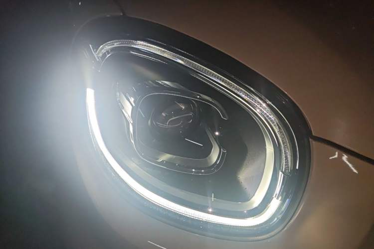 Used Leapmotor T03 2022 Star Diamond Edition Right Front Headlight