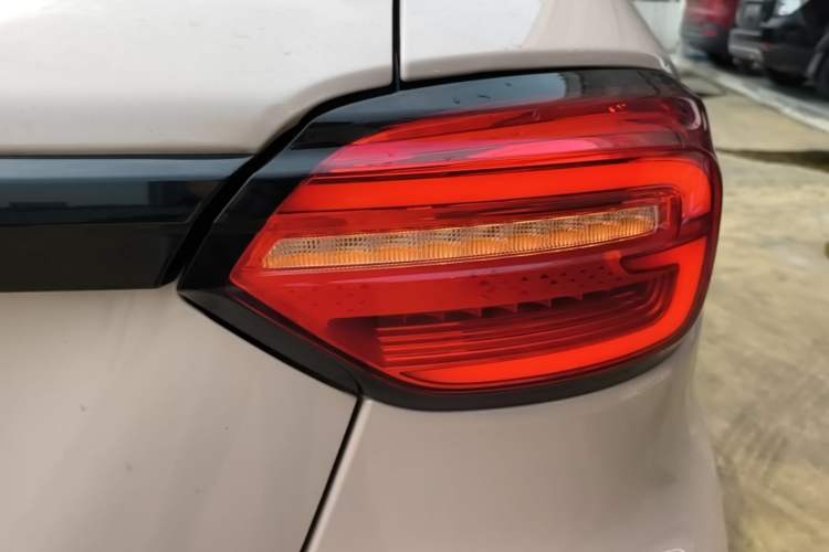 Used Leapmotor T03 2022 YAOJIN Edition Right Rear Taillight