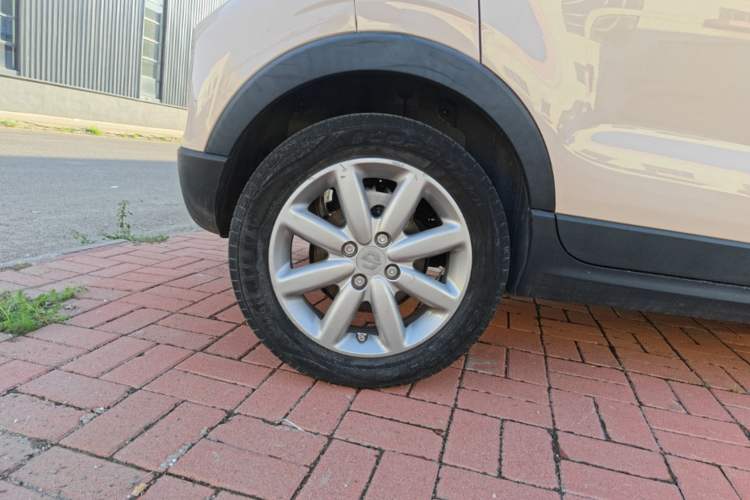 Used Leapmotor T03 2022 YAOJIN Edition Right Rear Wheel Hub