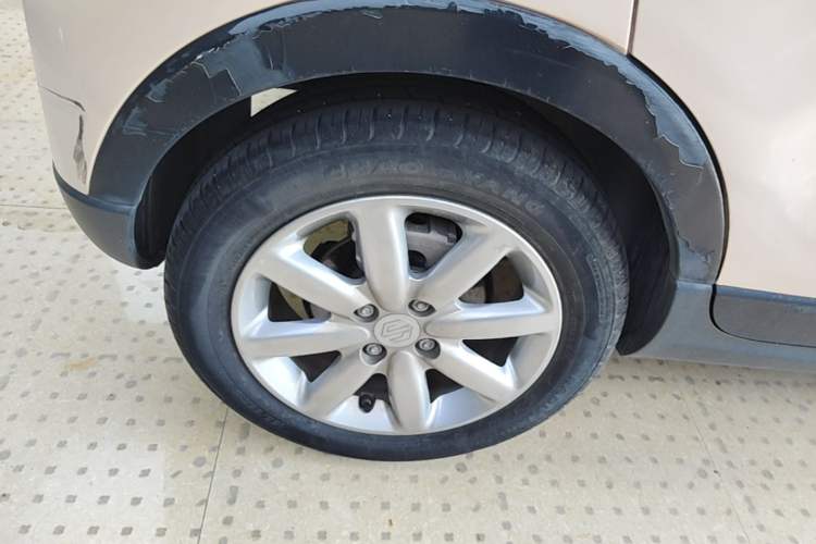 Used Leapmotor T03 2022 YAOJIN Edition Right Rear Wheel Hub