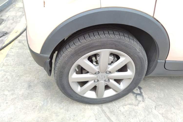 Used Leapmotor T03 2022 Pearl Edition Right Rear Wheel Hub