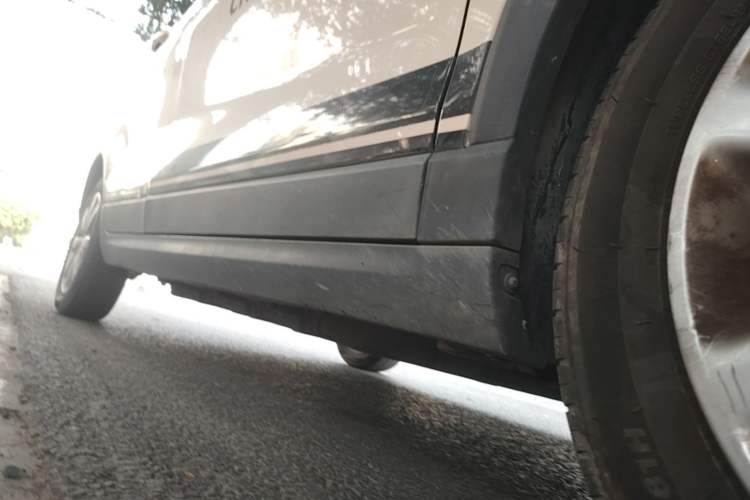 Used Leapmotor T03 2022 Star Diamond Edition Right Side Sill