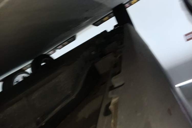 Used Leapmotor T03 2022 Star Diamond Edition Right Side Sill