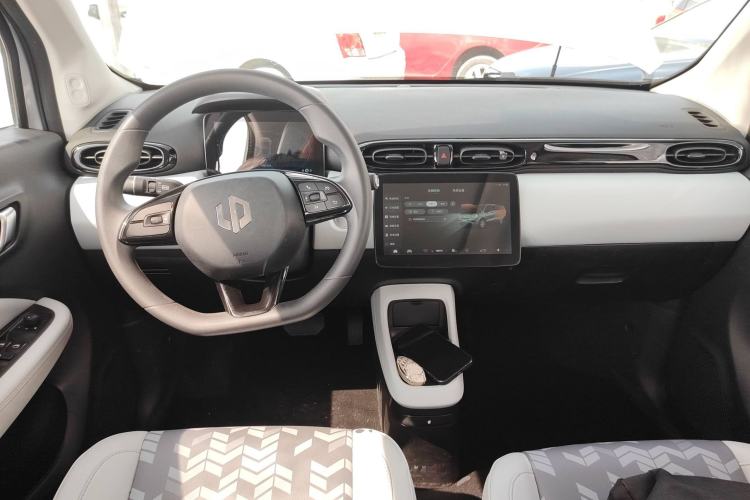 Used Leapmotor T03 2022 YAOJIN Edition Center Console