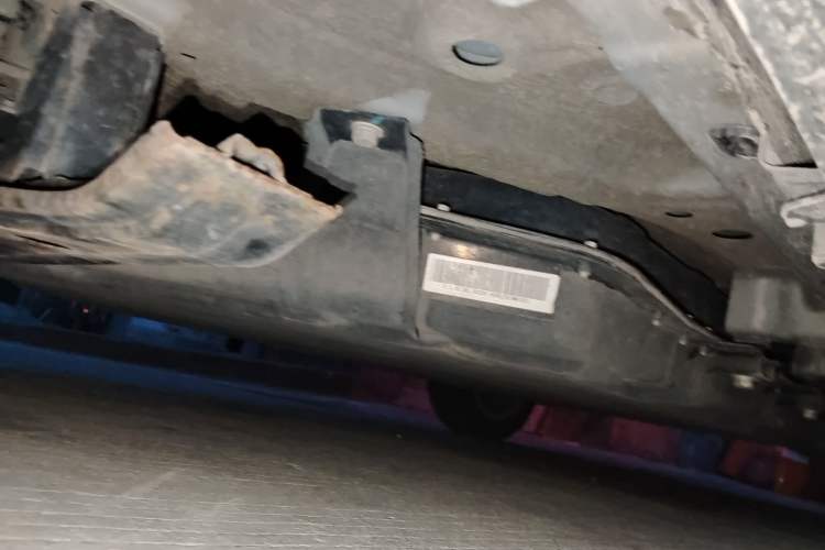 Used Leapmotor T03 2022 Star Diamond Edition Chassis Front Left