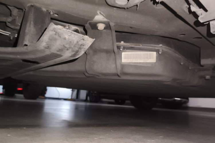 Used Leapmotor T03 2022 Crystal Edition Chassis Front Left
